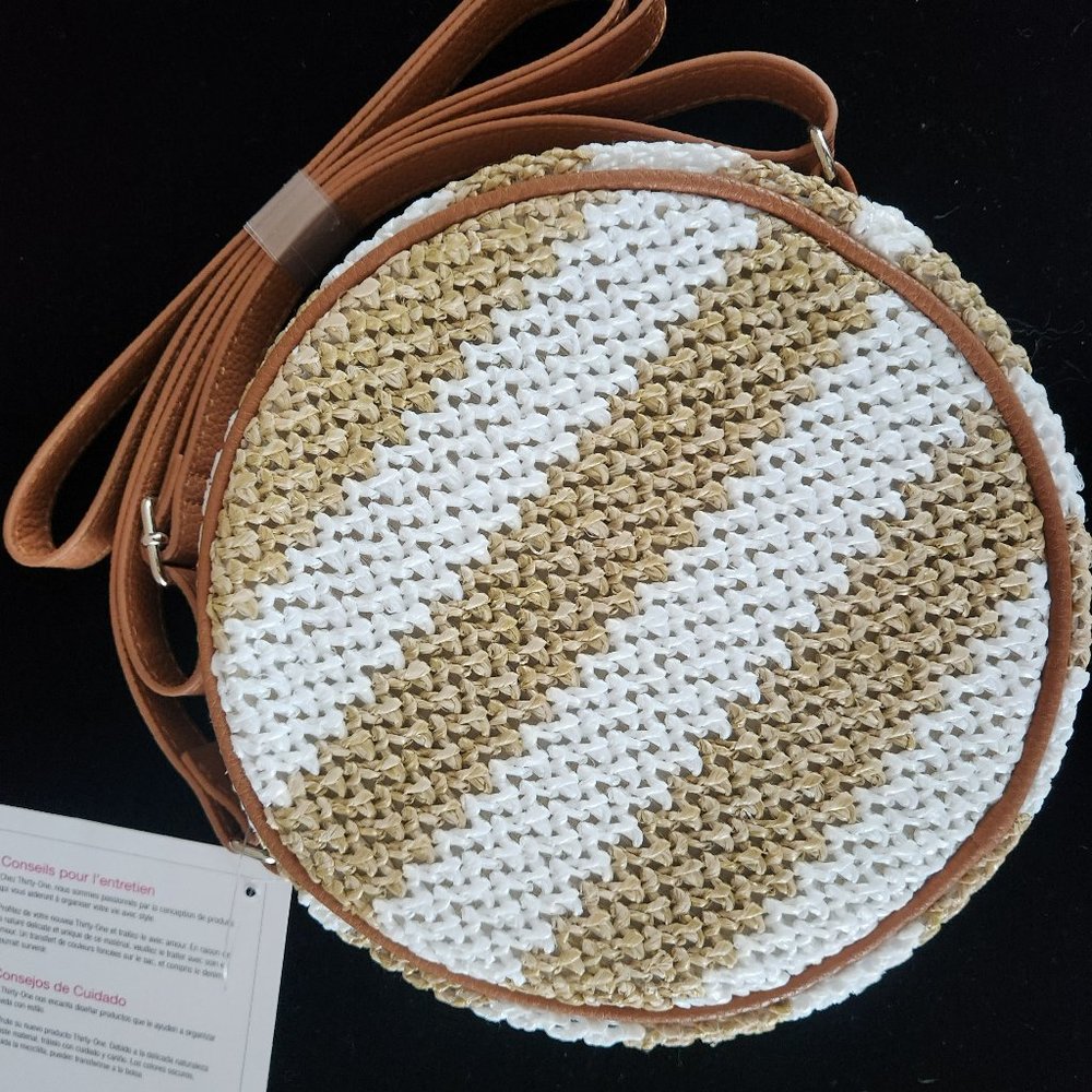 Thirty One ROUNDABOUT STRAW Crossbody Bag TAN & WHITE NEW